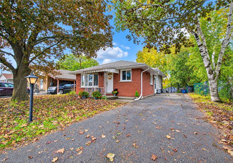 104-weichel-street-kitchener-ontario-40868338