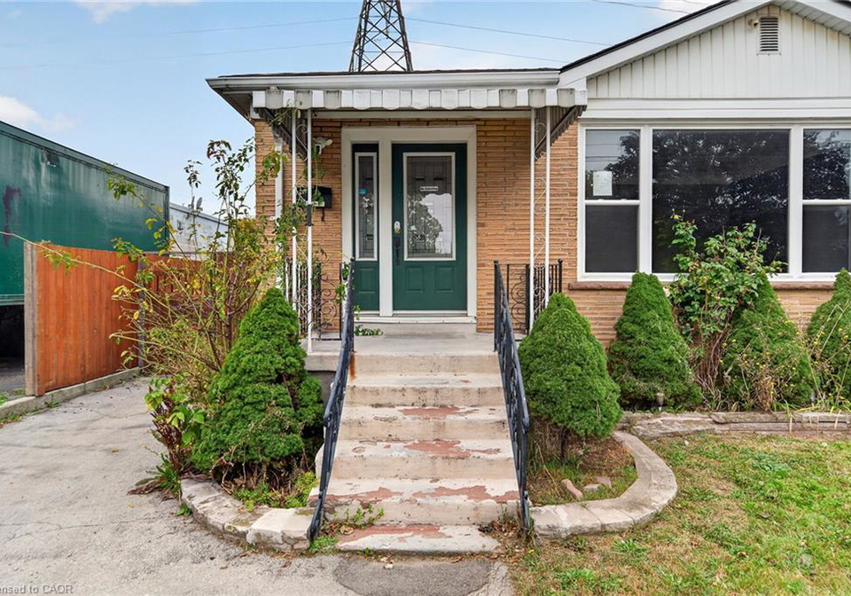 11-selkirk-avenue-hamilton-ontario-40868357