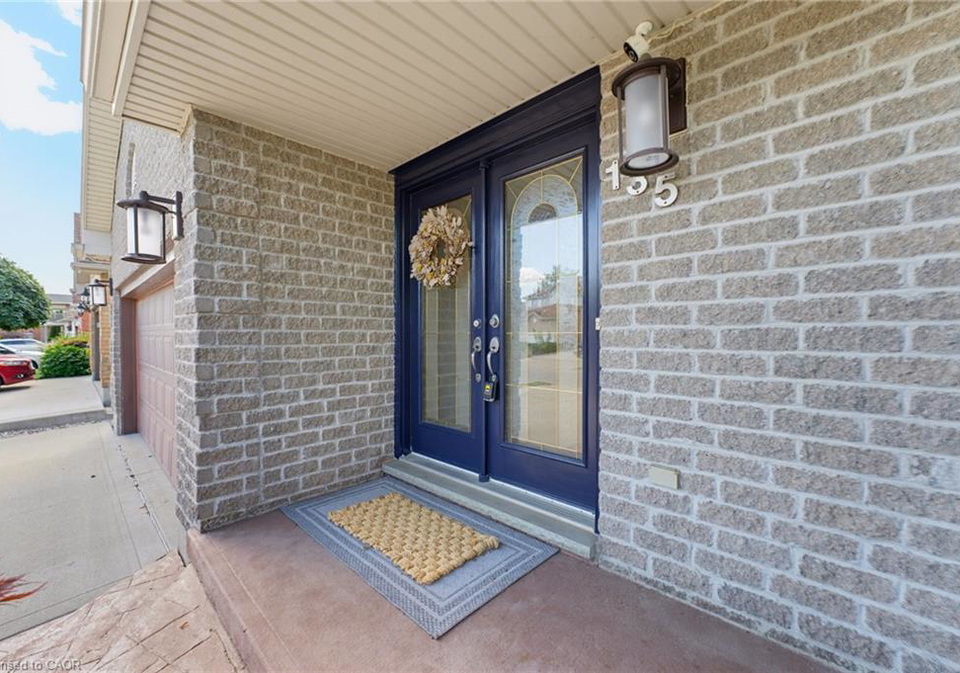 135-mcnichol-drive-cambridge-ontario-40868386