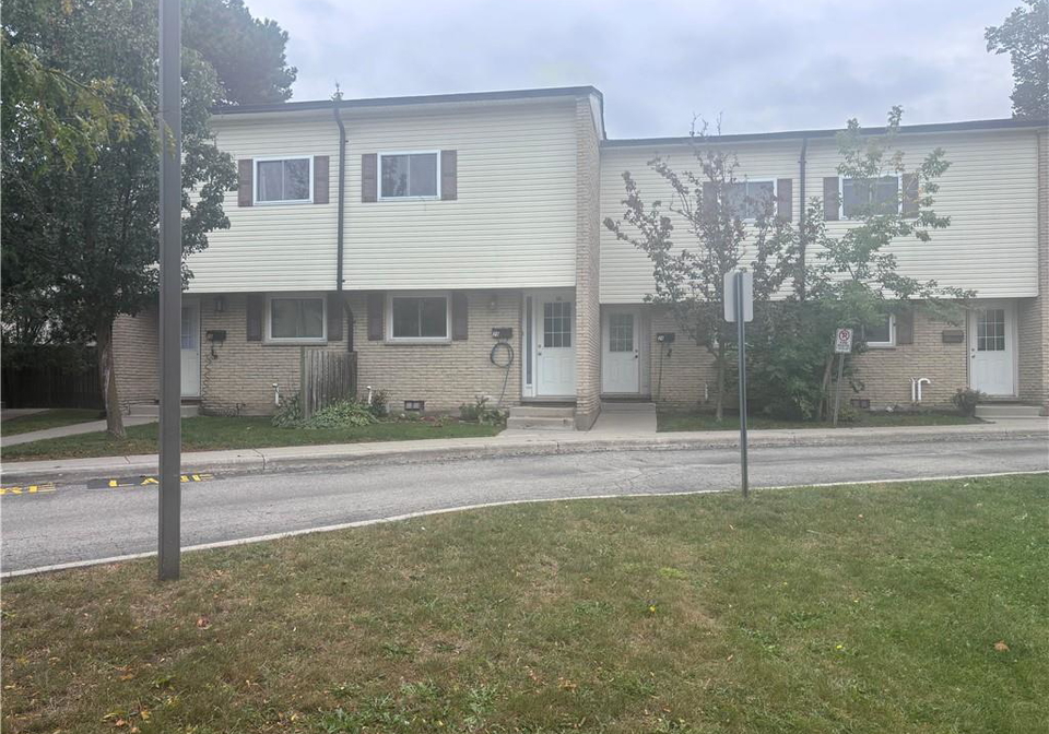 211-veronica-drive-kitchener-ontario-40868441