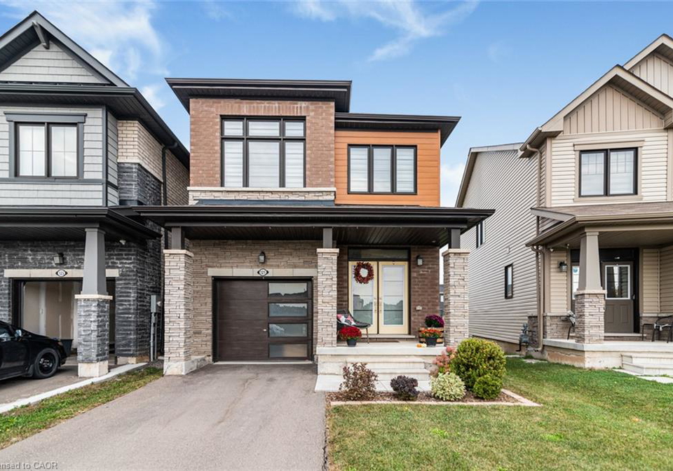 121-vanilla-trail-thorold-ontario-40868536