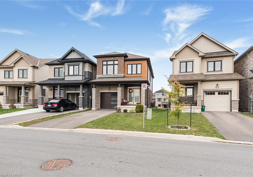 121-vanilla-trail-thorold-ontario-40868536