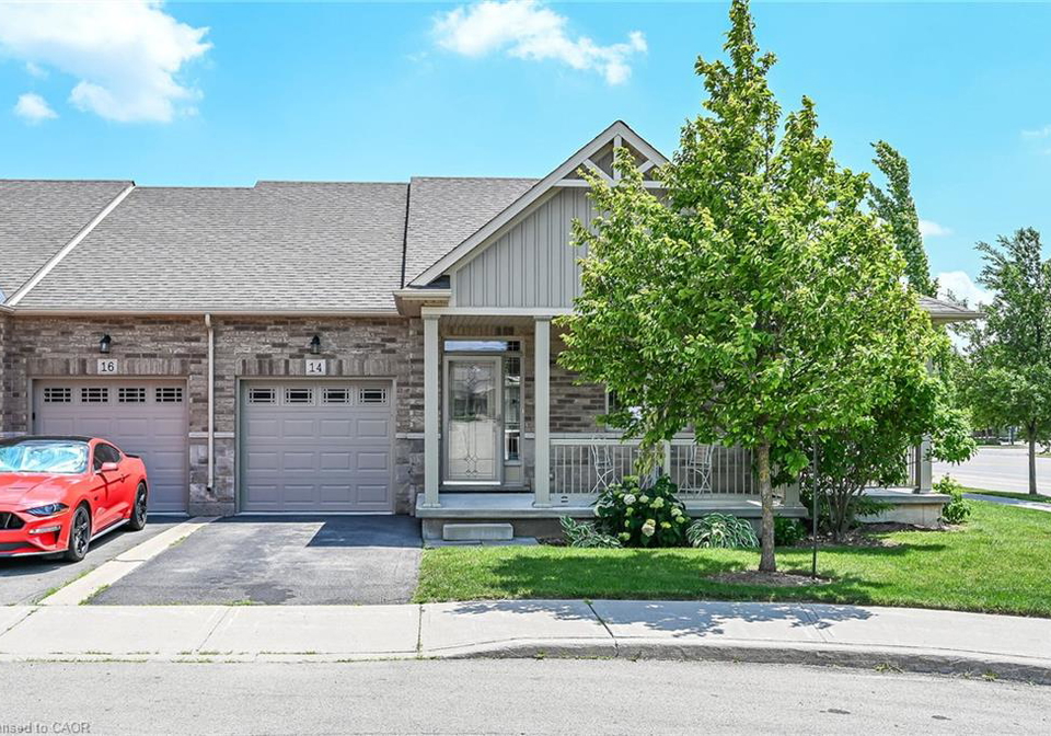 14-ecker-lane-binbrook-ontario-40868571