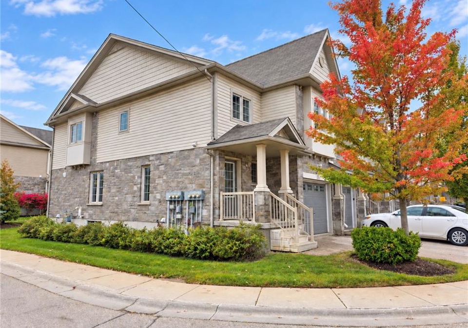 6-upper-mercer-street-kitchener-ontario-40868602