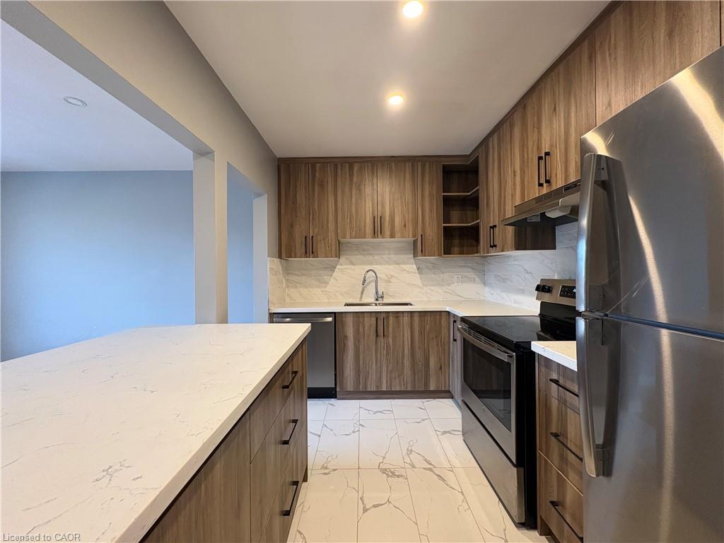 1797-main-street-w-hamilton-ontario-40868618