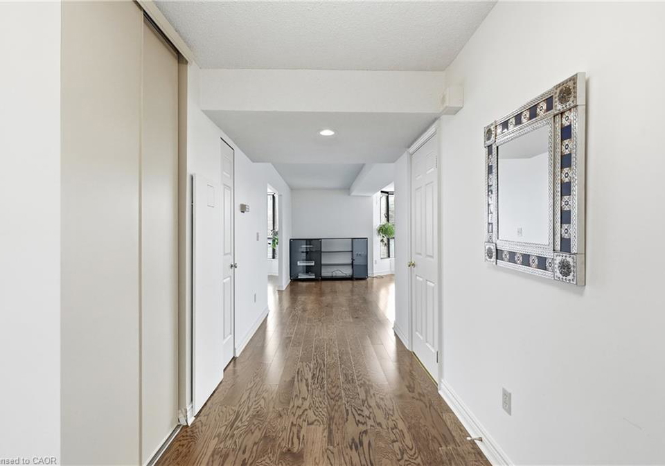 49-robinson-street-hamilton-ontario-40868663