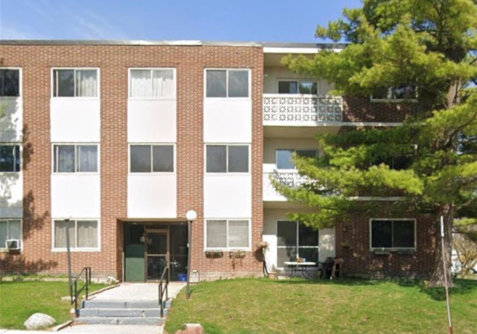 54-country-hill-drive-kitchener-ontario-40868667