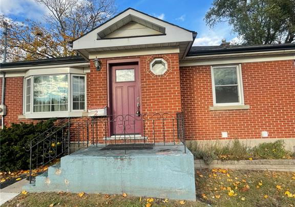 2-menzie-avenue-guelph-ontario-40868678