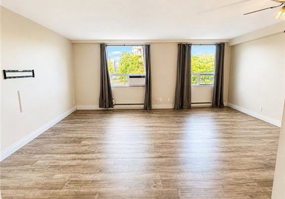 18-holborn-court-kitchener-ontario-40868687
