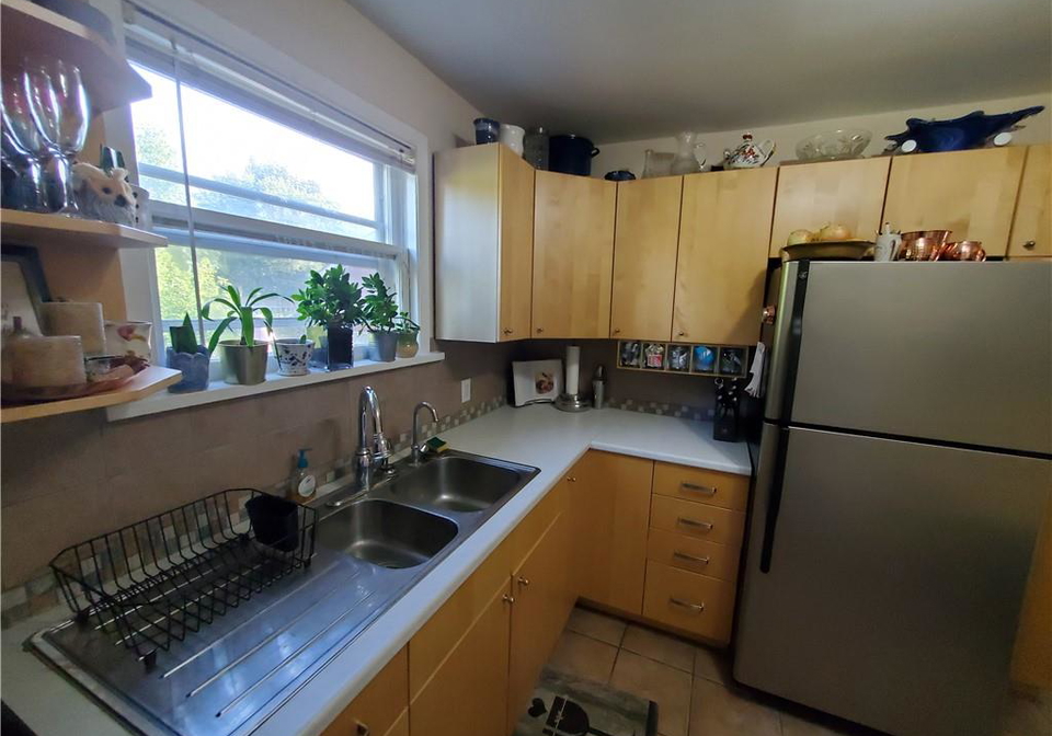 51-talbot-street-kitchener-ontario-40868688