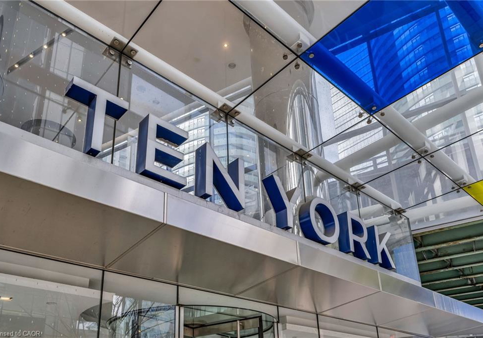 10-york-street-toronto-ontario-40868773