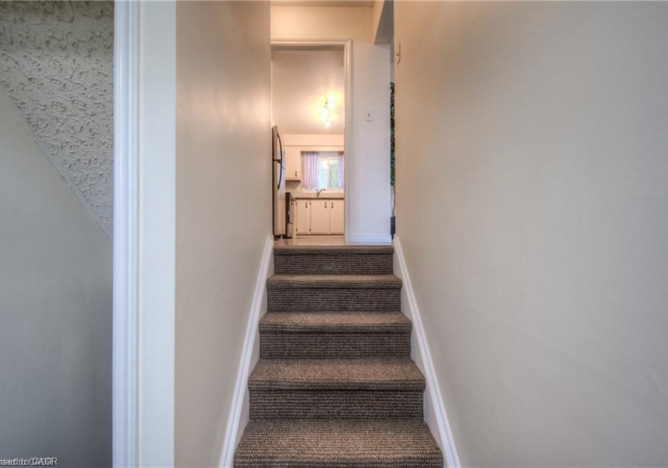 206-green-valley-drive-kitchener-ontario-40868774