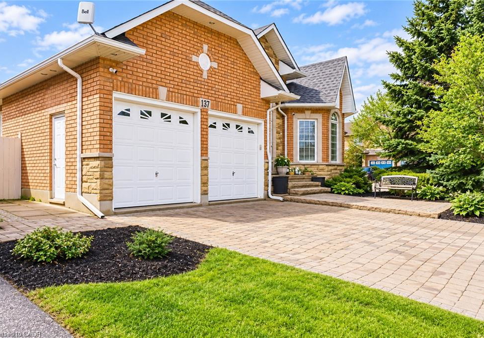 137-pinehill-drive-stoney-creek-ontario-40868831