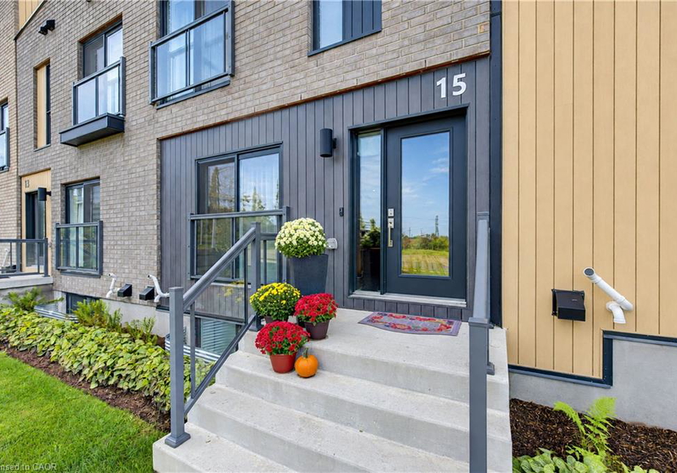 15-benninger-drive-kitchener-ontario-40868850