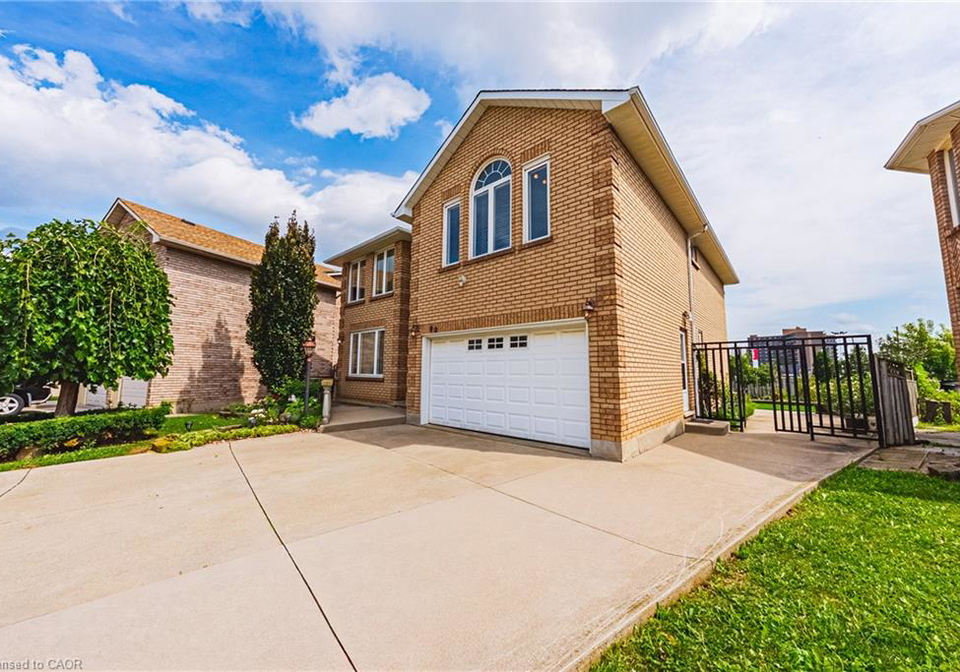 90-fairington-crescent-hamilton-ontario-40868917