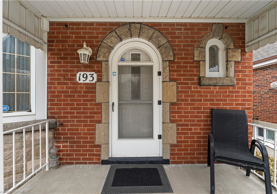 193-huxley-avenue-s-hamilton-ontario-40868942