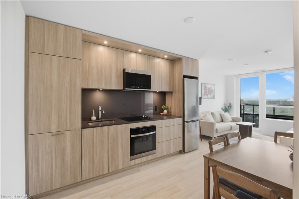 60-central-park-roadway-etobicoke-ontario-40869074