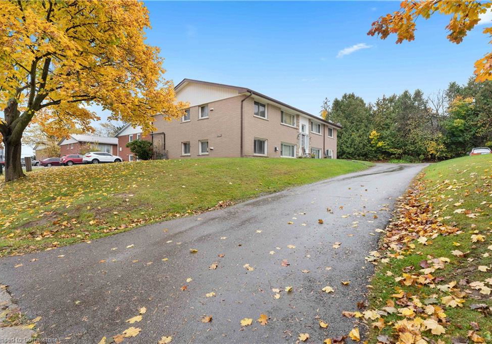 256-south-drive-simcoe-ontario-xh4178288